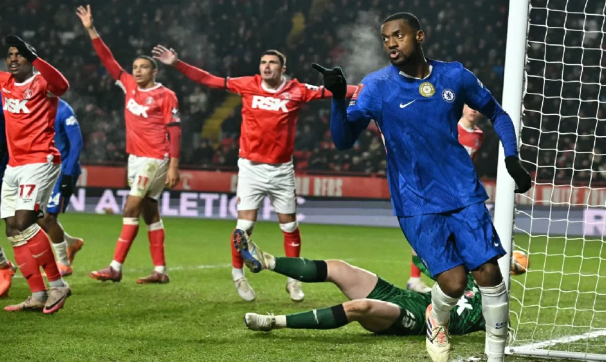 Chelsea mara, 'magis' Rosenior menjadi