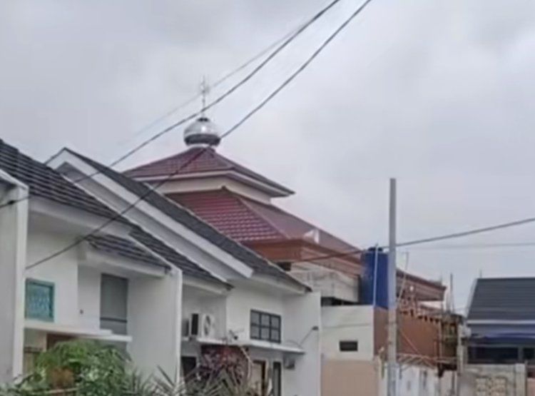 Penduduk pindah, tak tahan bunyi bising masjid minta sumbangan