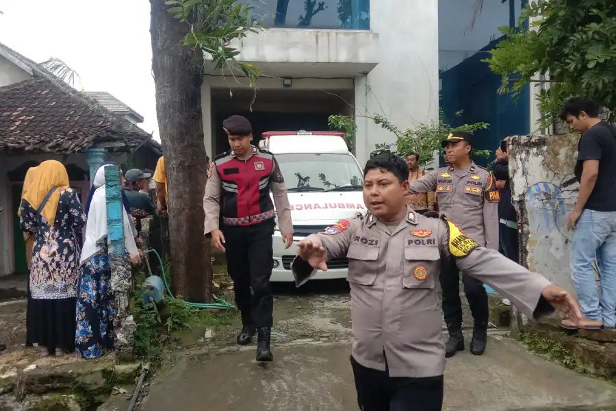 Bapa hempuk kepala anak dengan tong gas