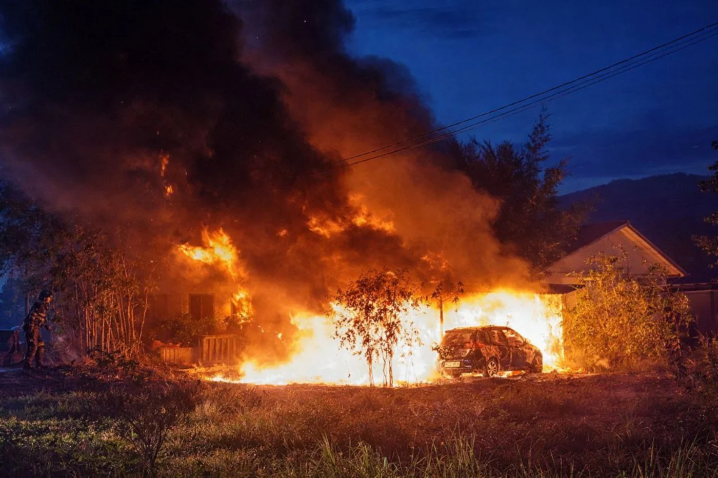 Fire guts teacher's quarters, car in Langkawi on first day of Ramadan