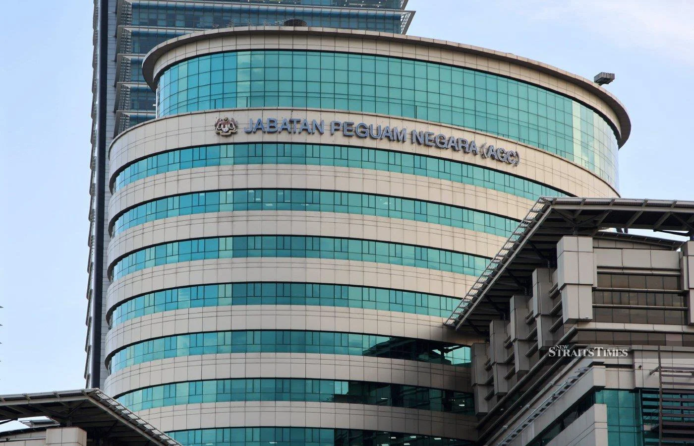 Govt weighs making AG, Public Prosecutor answerable to Parliament