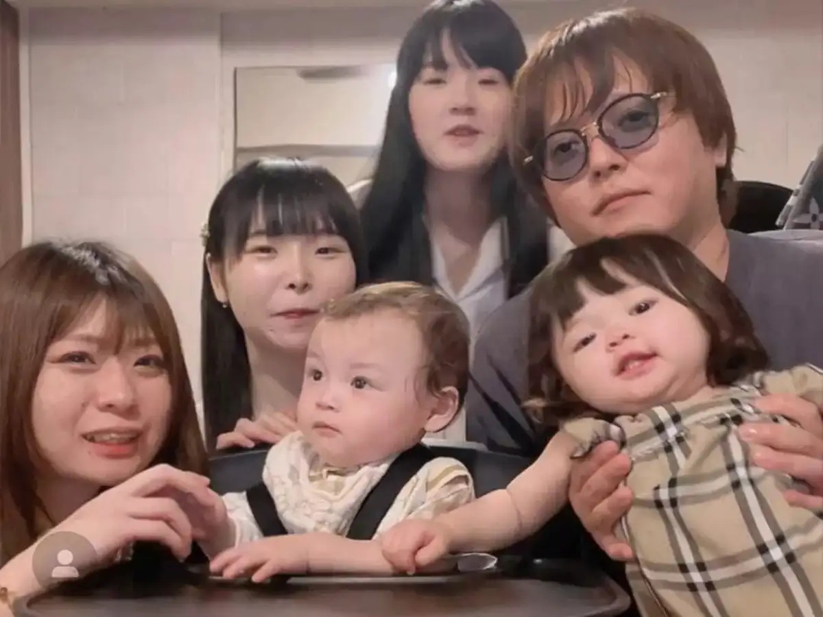 ‘YouTuber’ 3 isteri kini melarat, tinggal dalam kereta 