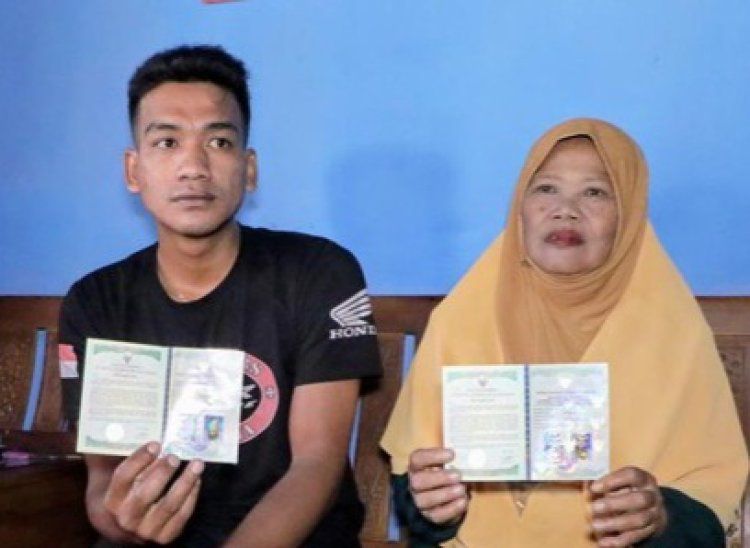 Jejaka 30 tahun kahwini ibu tunggal dua cucu