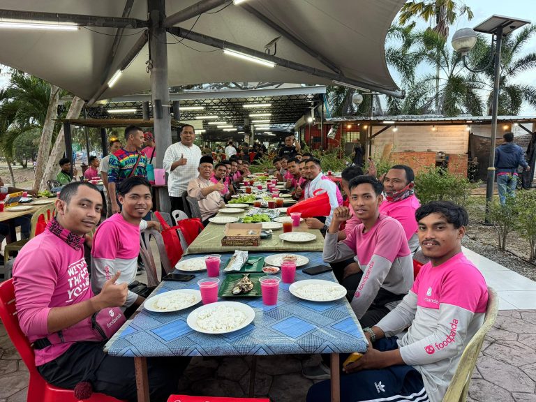 Buka Puasa Bersama Penghantar Makanan, Ahmad Razif Selami Denyut Nadi Anak Muda