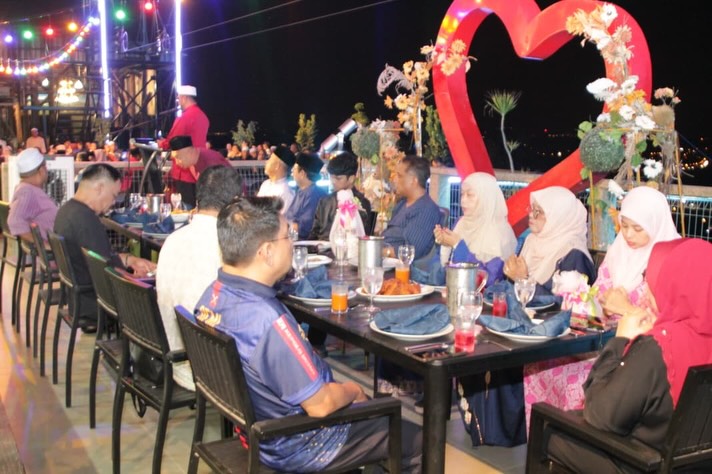 Kebersamaan, Kesetiaan … Kekuatan Sebenar Keluarga UMNO Kepala Batas