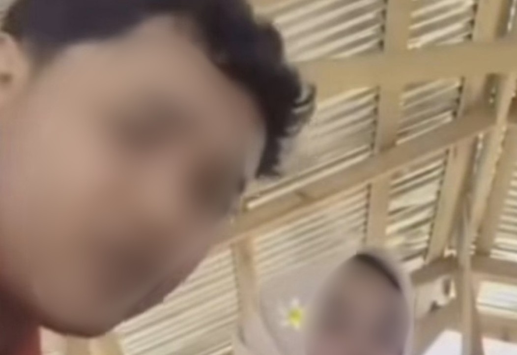 3 remaja makan waktu siang, tayang ‘live’ di TikTok