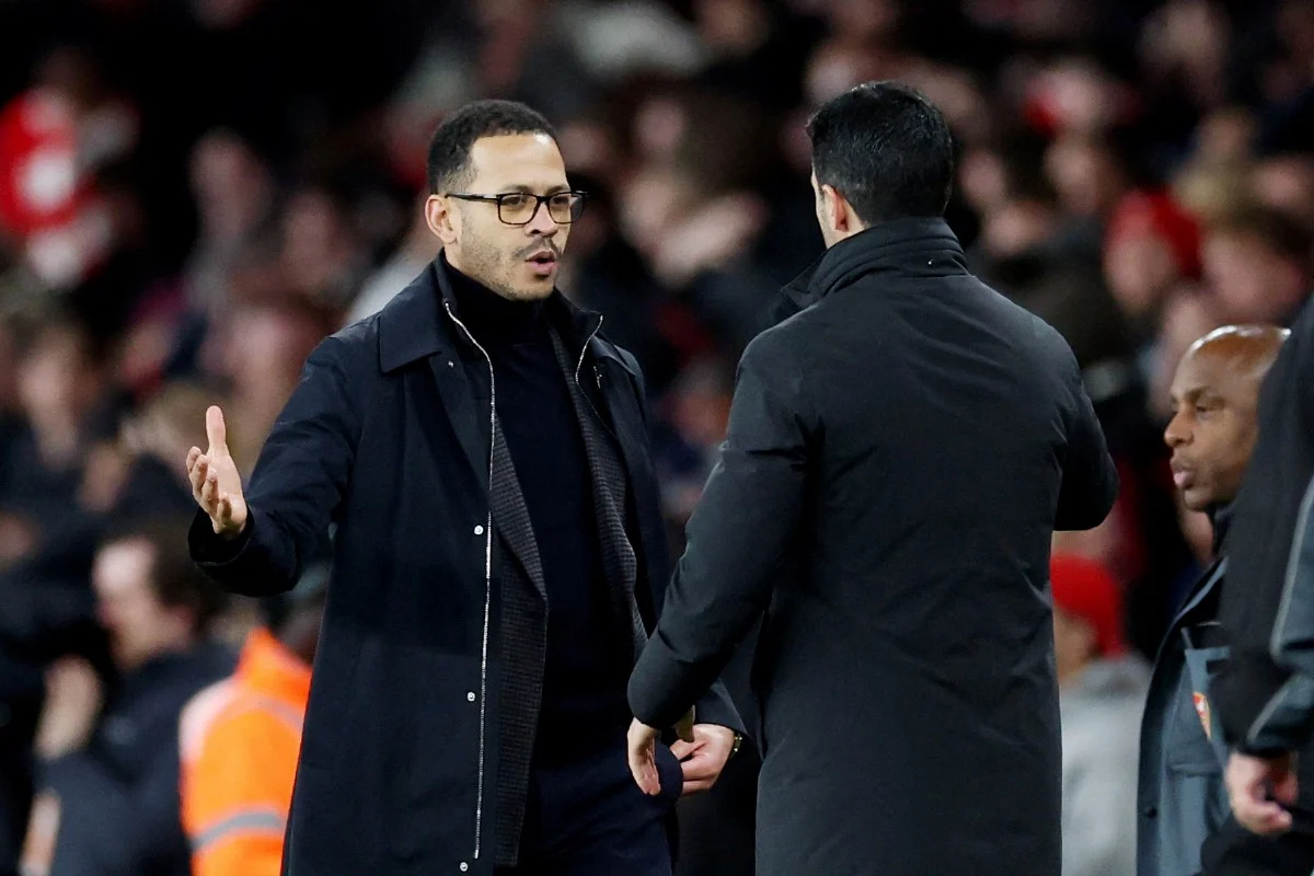 The Blues buru kebangkitan di Villa Park