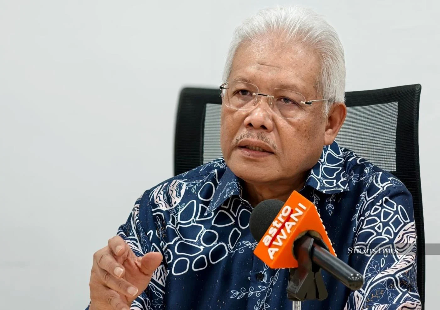 Hamzah resigns as opposition leader, cites political stability