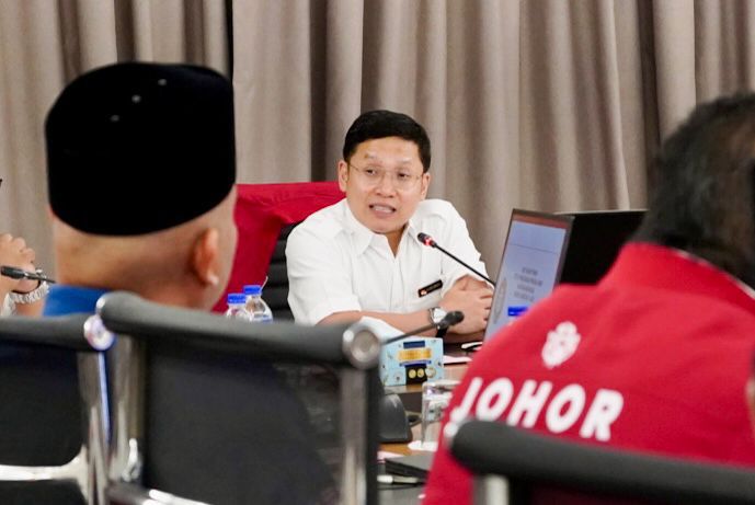 Krisis Tenaga Global: Pemuda UMNO Johor Gesa Kerajaan Negeri Perkenal Pakej Rangsangan Ekonomi