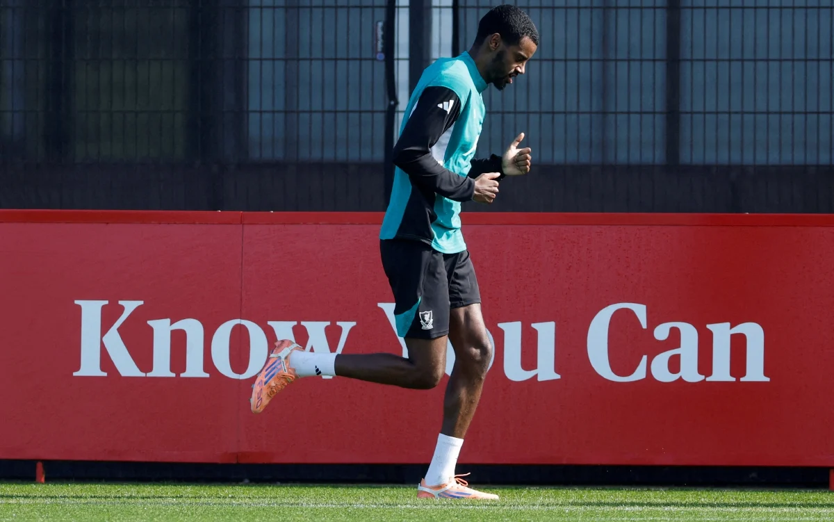 Isak kembali perkuat Liverpool menjelang aksi hidup mati lawan PSG