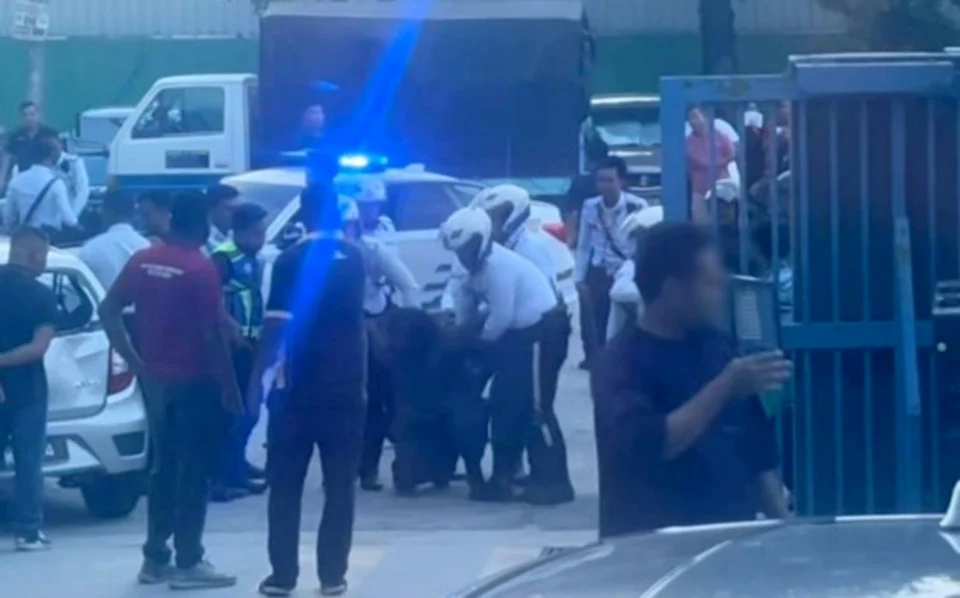 Langgar lari polis trafik kawal lalu lintas: Suspek berjaya diberkas