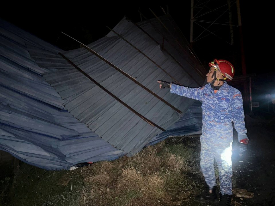 Lebih 19 rumah rosak dibadai ribut