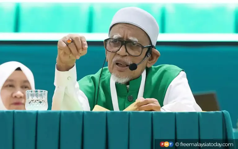PAS wants to pave way for Hamzah to join PN, says analyst