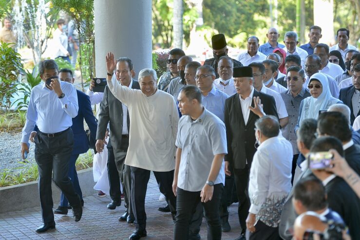 Kes DNAA Ahmad Zahid Uji Kedudukan Perkara 145(3) Perlembagaan Persekutuan