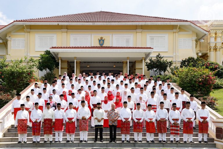 ‘UMNO Bukan Lahir Kerana Musim, Tetapi Atas Dasar Tanggungjawab’ – Dr Akmal