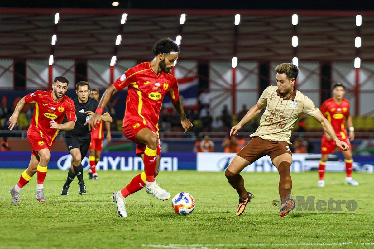 Gergasi Merah tumbang final pertama