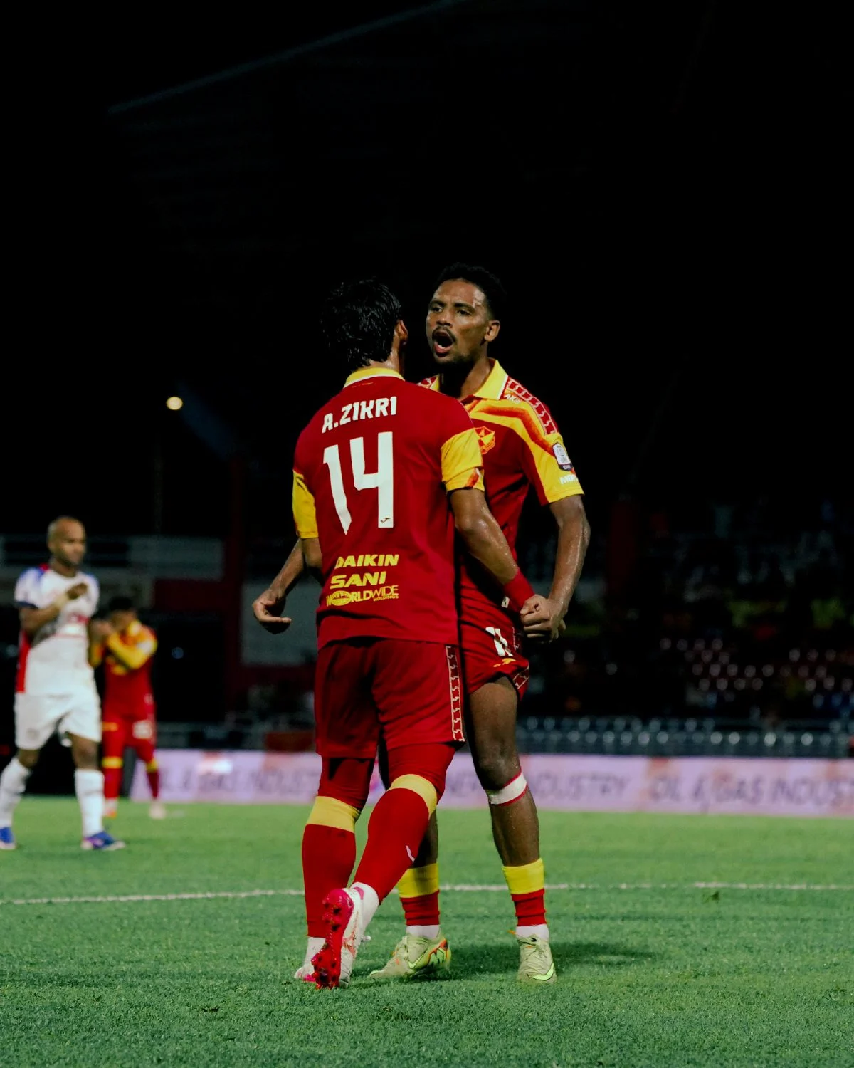 Gergasi Merah menang besar, tapi gagal ke pentas Asia