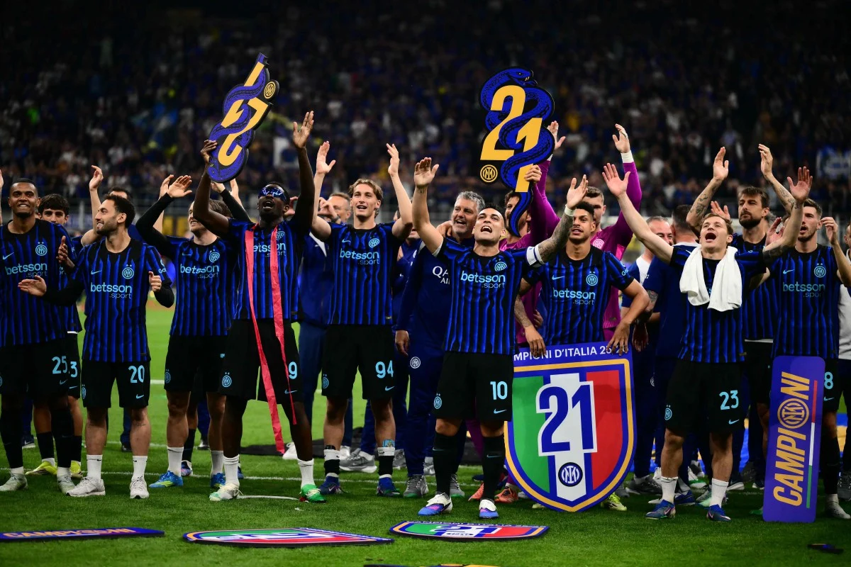 Inter rangkul gelaran Serie A kali ke-21