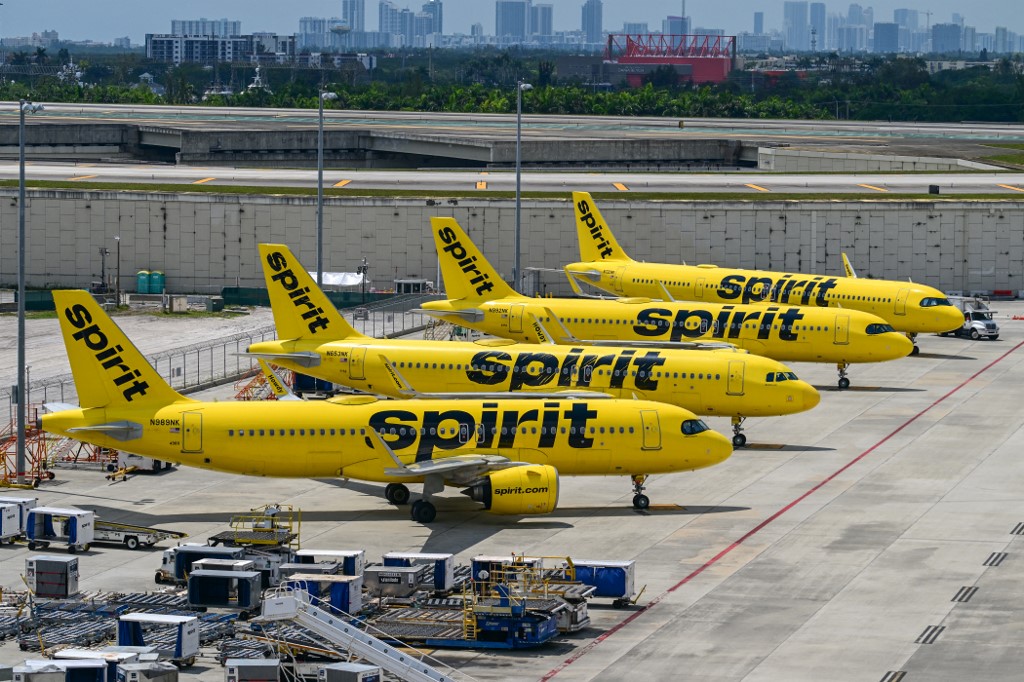 Spirit Airlines gulung tikar, kos bahan api sukarkan pemulihan