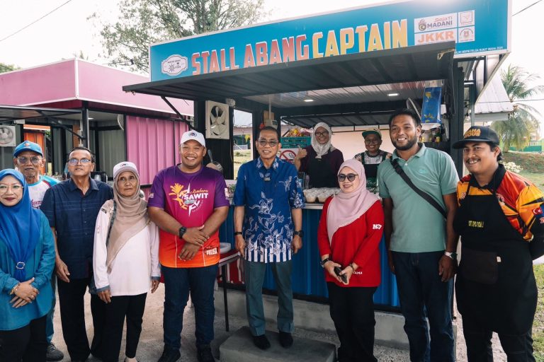 Peruntukan Tambahan RM40,000 Disalurkan, Baik Pulih Padang Awam Felda Bukit Easter