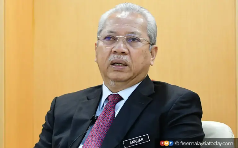 Calm down, don’t speak in haste, Annuar tells Bersatu