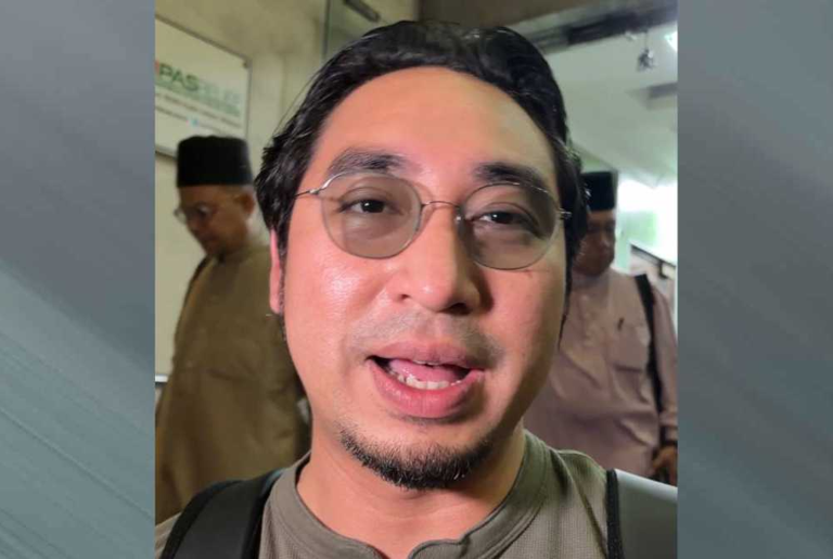 Bersatu on the brink of collapse as Muhyiddin fails to manage Pas conflict, says Wan Ahmad Fayhsal