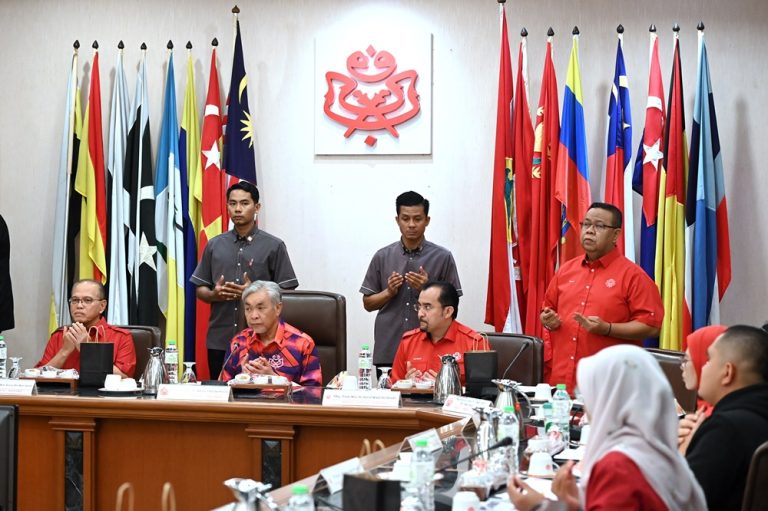 UMNO Terus Sokong Kerajaan Perpaduan, Pertahan Hak Parti Tentukan Hala Tuju PRN