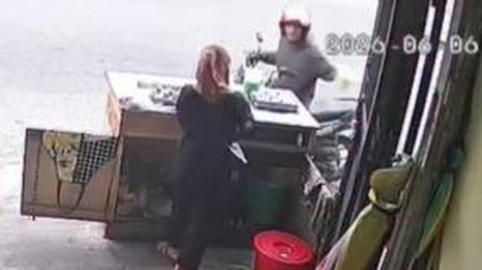 Cemburu mesej lelaki lain, suami ‘barai’ gerai isteri