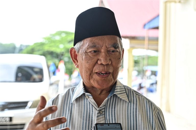 Veteran UMNO Johor Tolak Dakwaan Sombong, Tegaskan UMNO/BN Sentiasa Bersama Rakyat