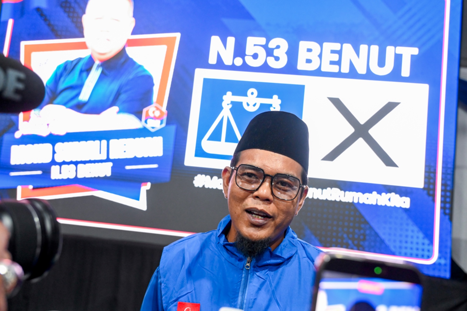 Anak Muda BERSATU Sertai UMNO Di DUN Benut 