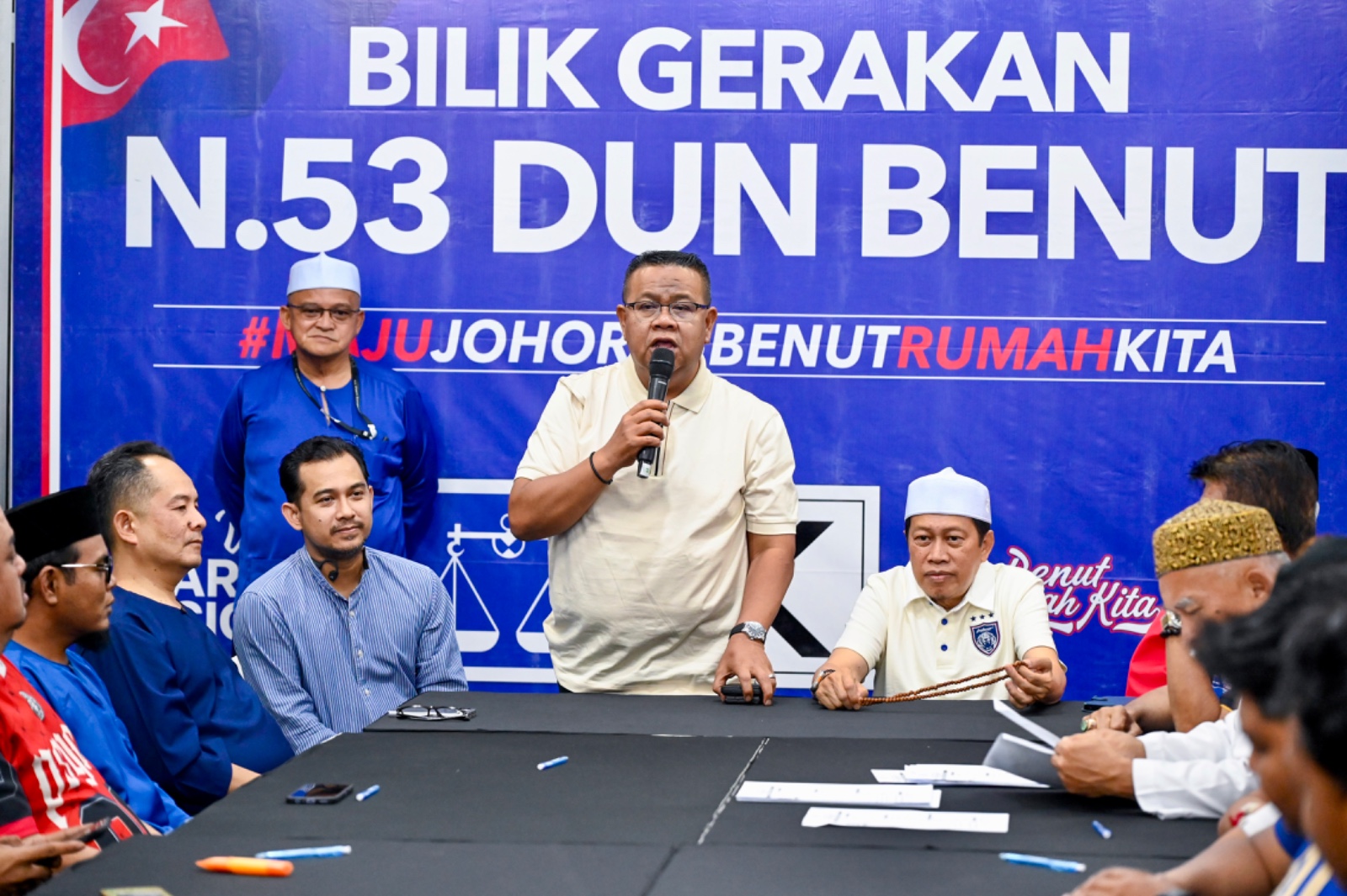Anak Muda BERSATU Sertai UMNO Di DUN Benut 