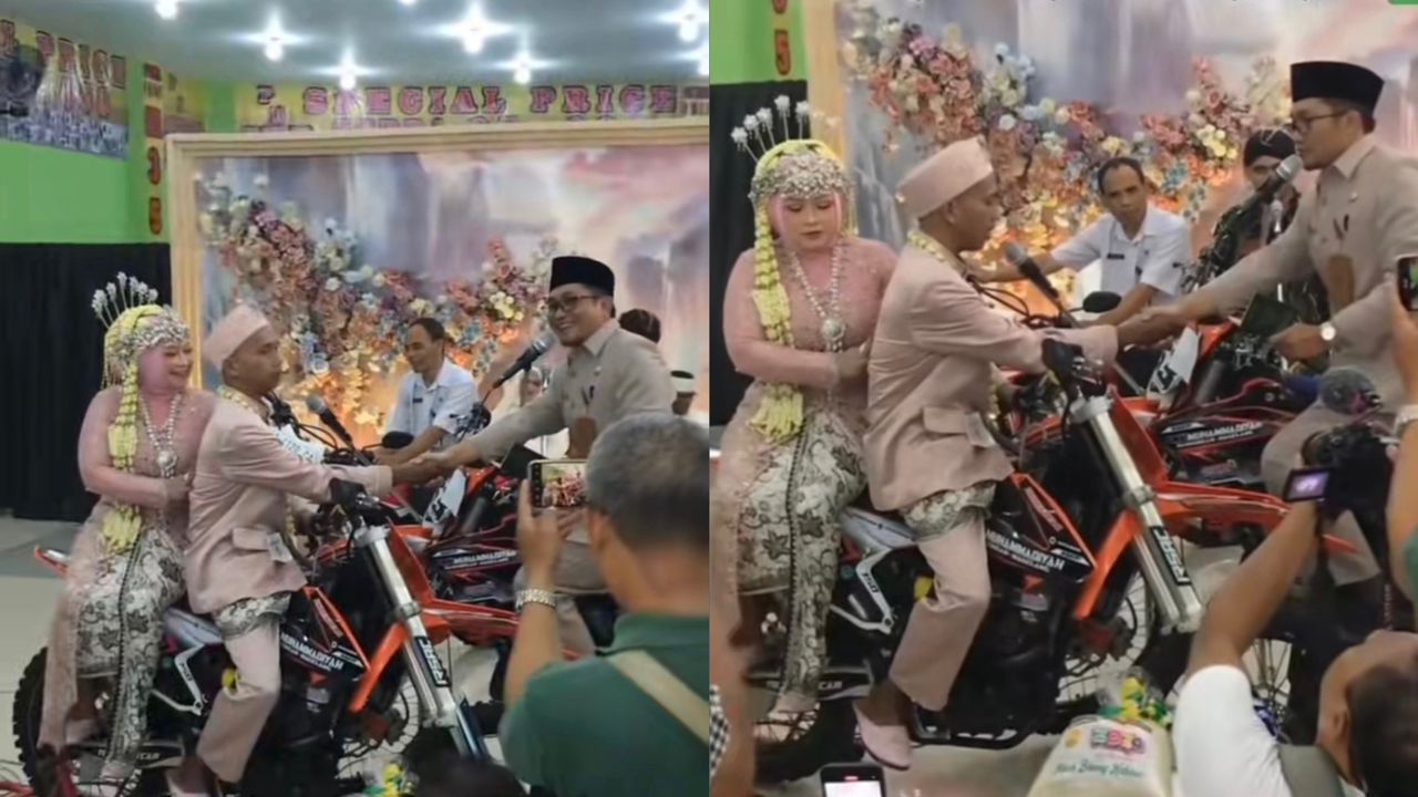 Pengantin akad nikah naik motosikal 