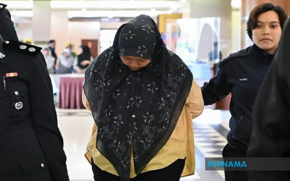 Bekas juruwang dipenjara salah guna mesin pin Touch 'n Go cecah hampir RM600,000, dakwa dimanipulasi tampung gaya hidup bekas kekasih