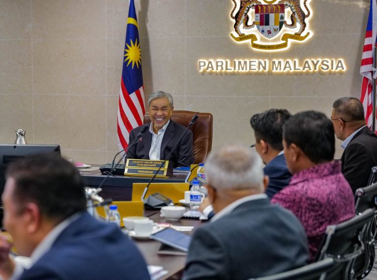 Pengurusan Pekerja Asing Diperkemas Demi Kepentingan Negara – Ahmad Zahid