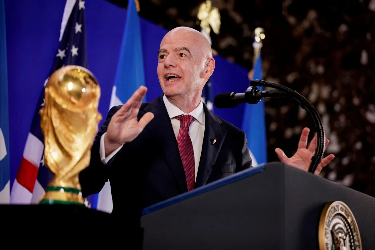 IOC tak layan aduan terhadap Presiden FIFA