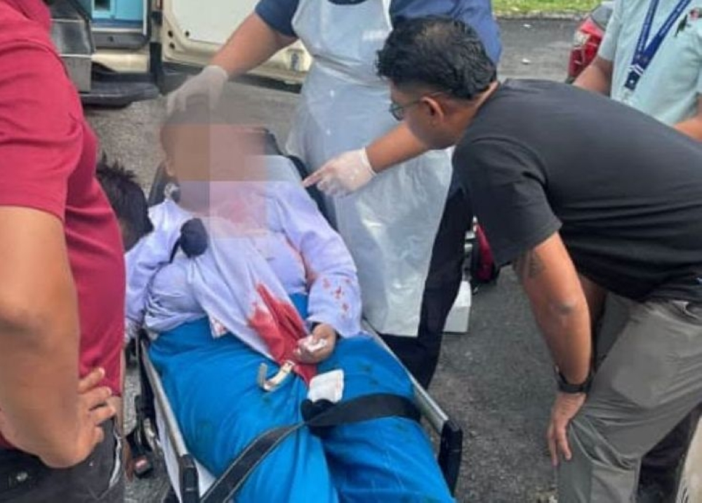 Banting school stabbing: Student stable after hospital treatment