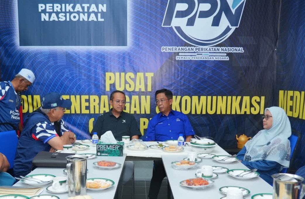 ‘Penyatuan Melayu Bukan Ancaman Kepada Kaum Lain’ – Dr Akmal