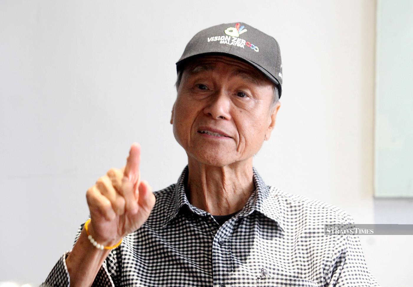 He said even at 1am, motorists and pedestrians could still be on the road and drivers had a responsibility to take their safety into consideration.  Lee said the deaths could have been prevented had traffic rules been followed, describing the tragedy as an important lesson for enforcement agencies and all road users.  "Road safety is everyone's responsibility. It is the responsibility of the government, law enforcement agencies, the public and every