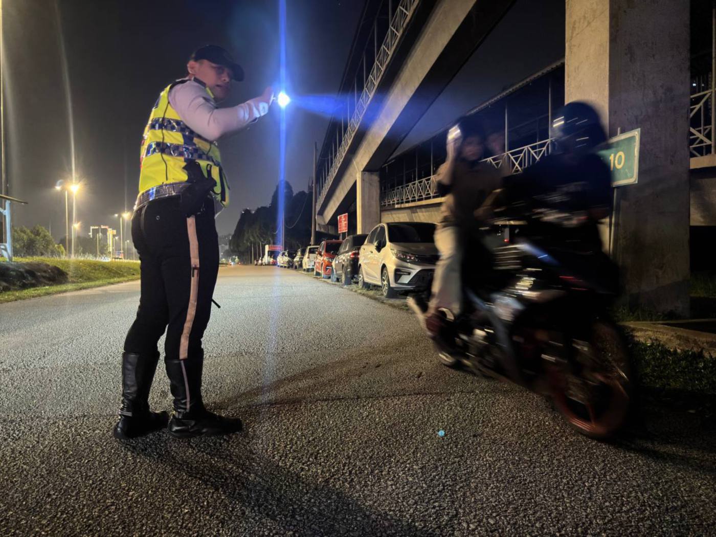 5 motorcyclists detained in DUKE illegal racing crackdown