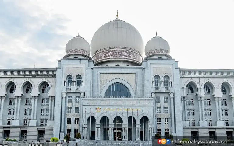 The Federal Court ordered Abdullah Mohamed to receive 12 strokes of the cane for murdering his nine-year-old daughter in 2018.