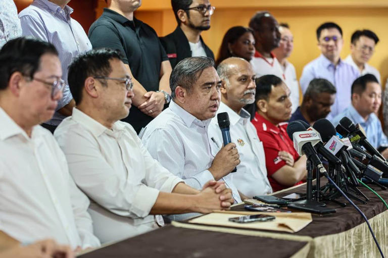 DAP likely to leave cabinet, but unity government may continue until GE16 - analysts