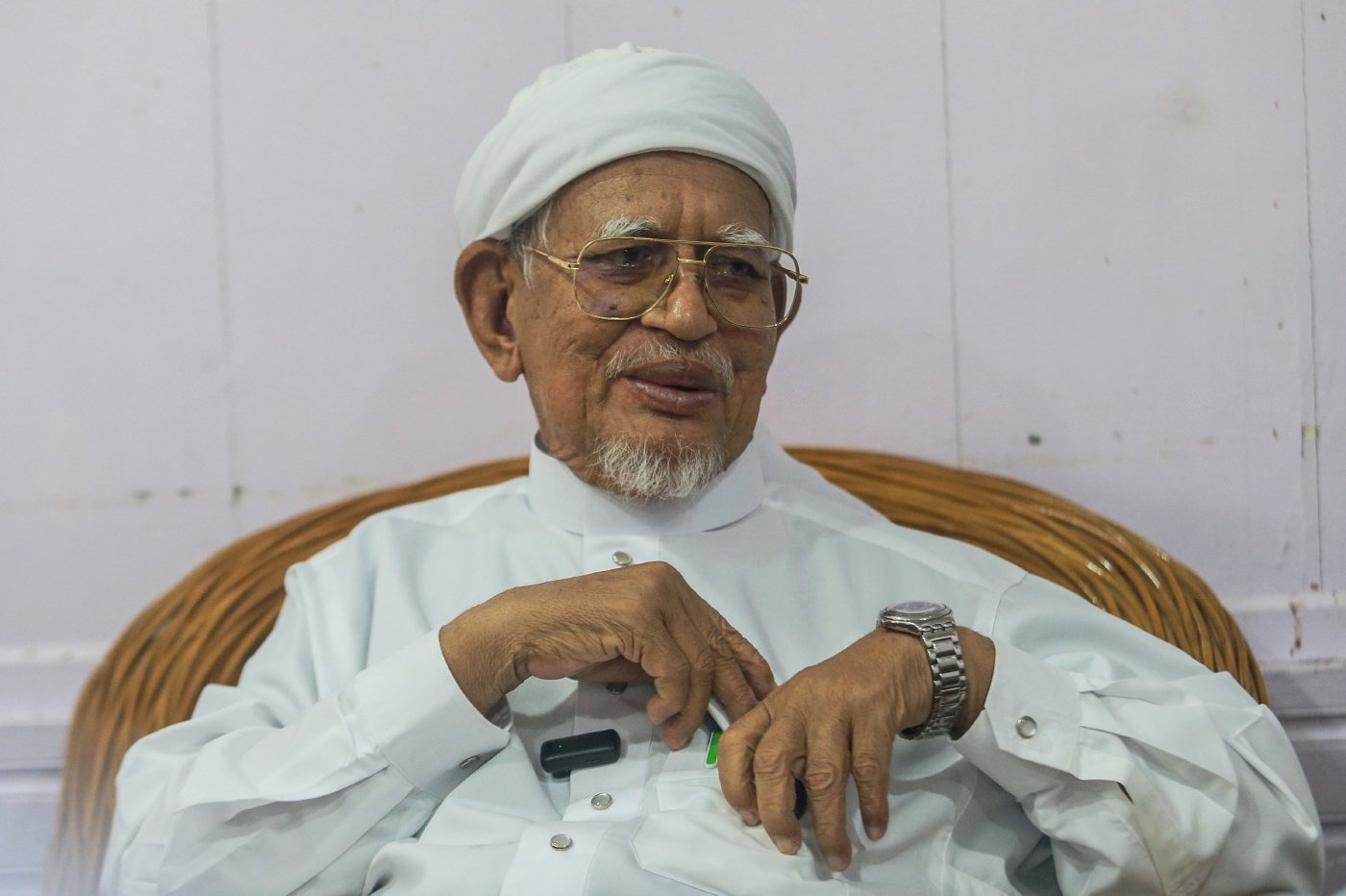 'We have faced this many times': Pas ready for action over Hadi's article