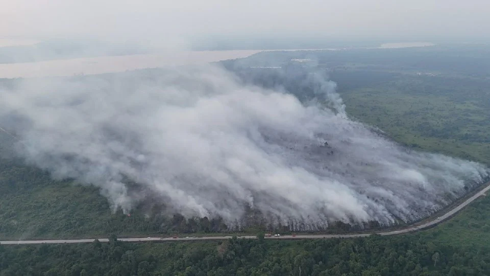 Kebakaran 100 hektar hutan di Sri Aman, dikhuatiri burukkan lagi jerebu Sarawak