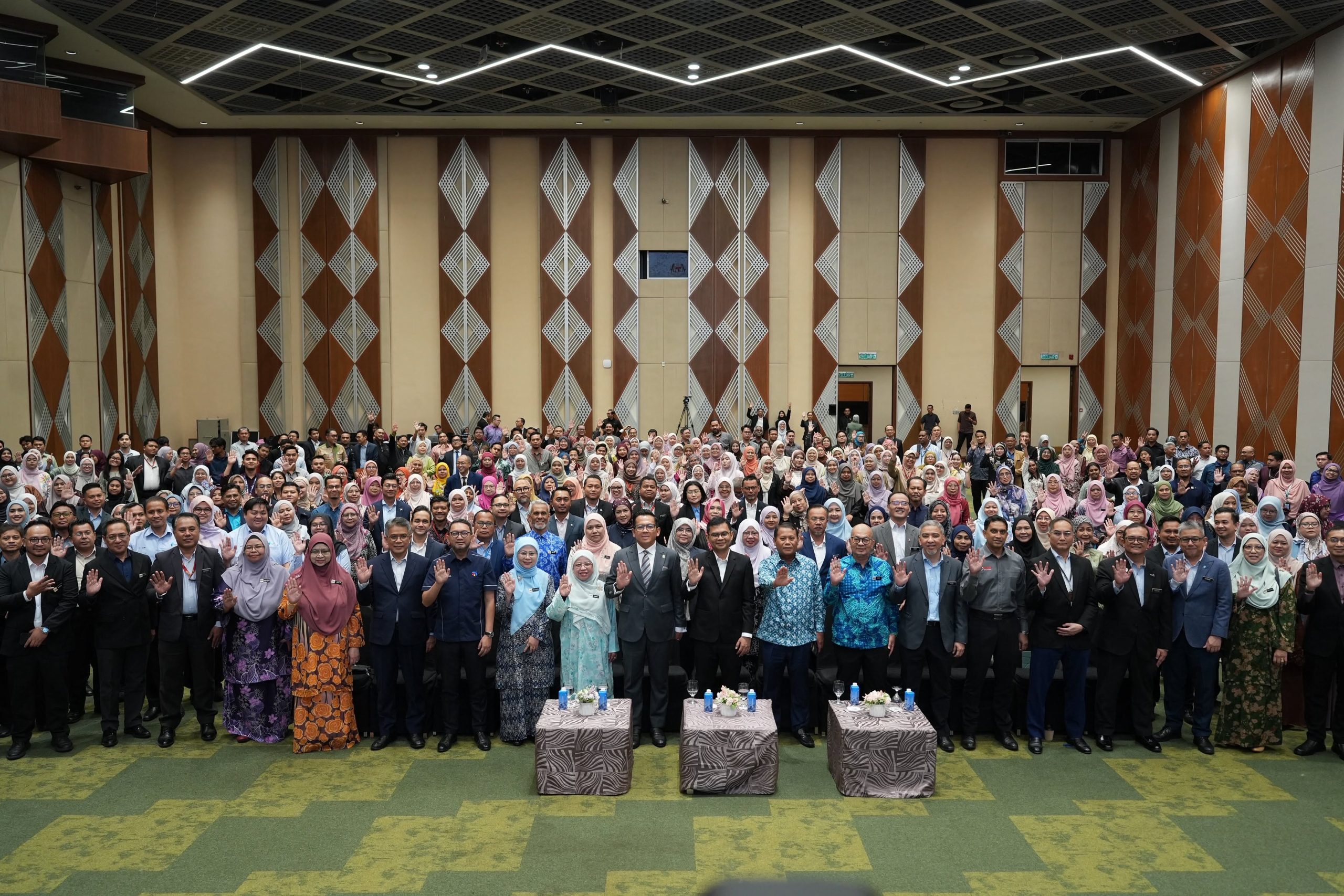 Ekonomi Malaysia Berkembang Positif Dalam Era Ketidaktentuan Geopolitik Global