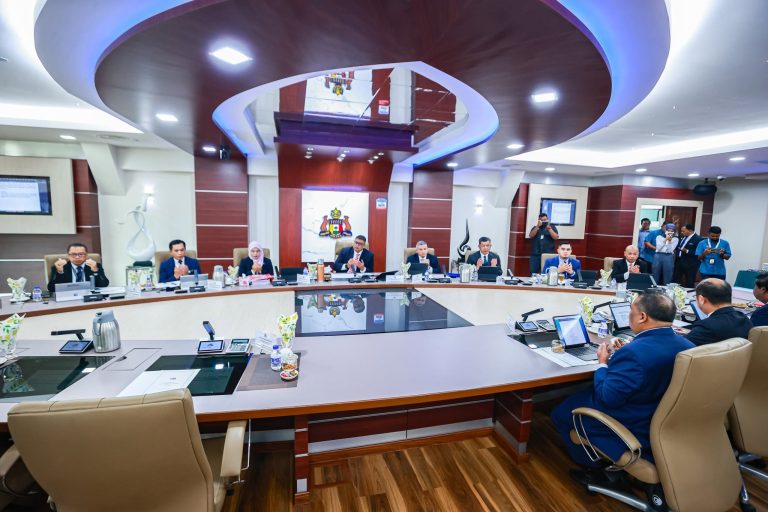Mesyuarat Terakhir, Ab Rauf Hargai Komitmen Barisan EXCO