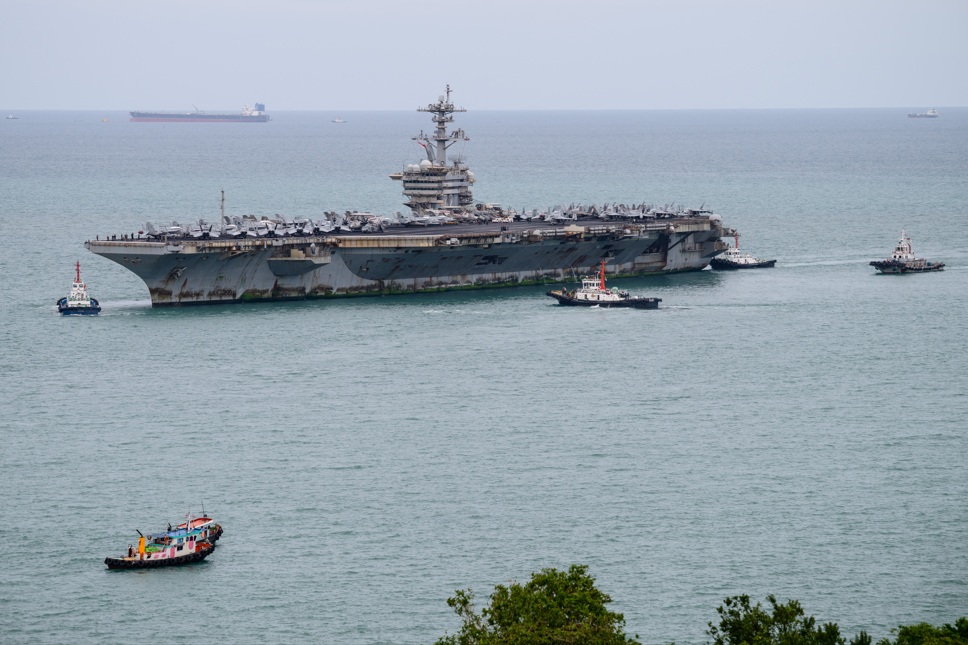 Kapal USS Abraham Lincoln berehat di Pattaya selepas perang Iran
