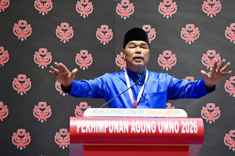 Onn Hafiz Dinobat ‘Mr Autentik’ UMNO Malaysia – Zaidi