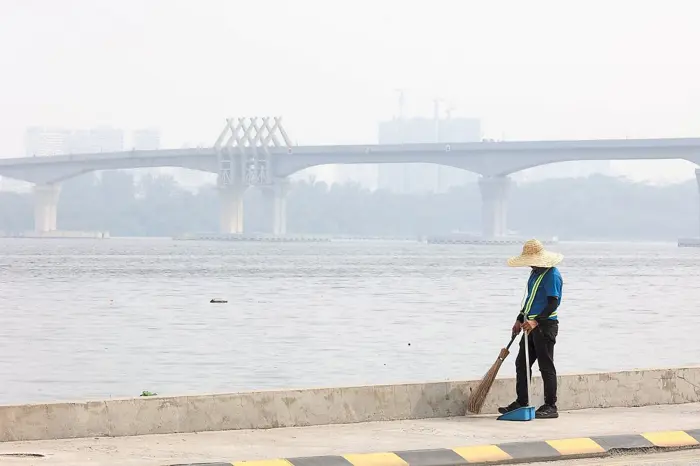 Haze: 200 schools, kindergartens and nurseries to close in Batu Pahat