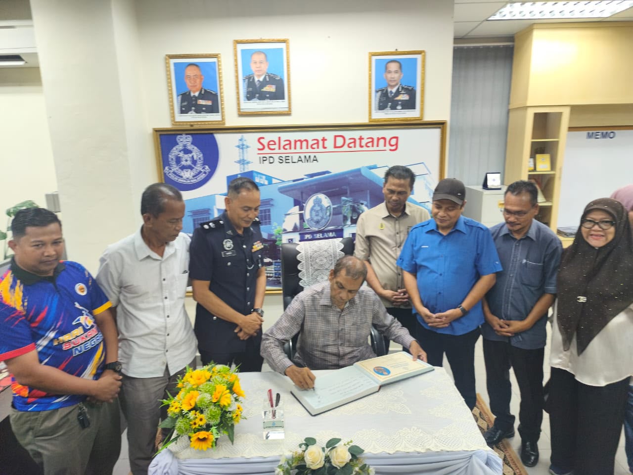 Demi Rakyat, UMNO Larut Perkukuh Kerjasama Bersama PDRM