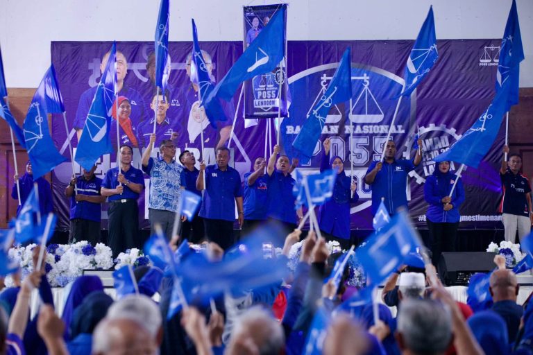 Jentera BN Lenggong Terus Diperkukuh, Dekati Rakyat